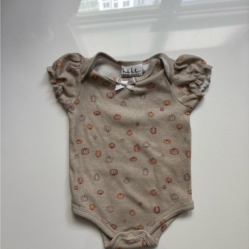 Fall baby girl Pumpkin Print One Piece Nicole Miller 6/9 m